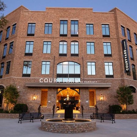 Courtyard By Marriott Thomasville Downtown Exteriör bild