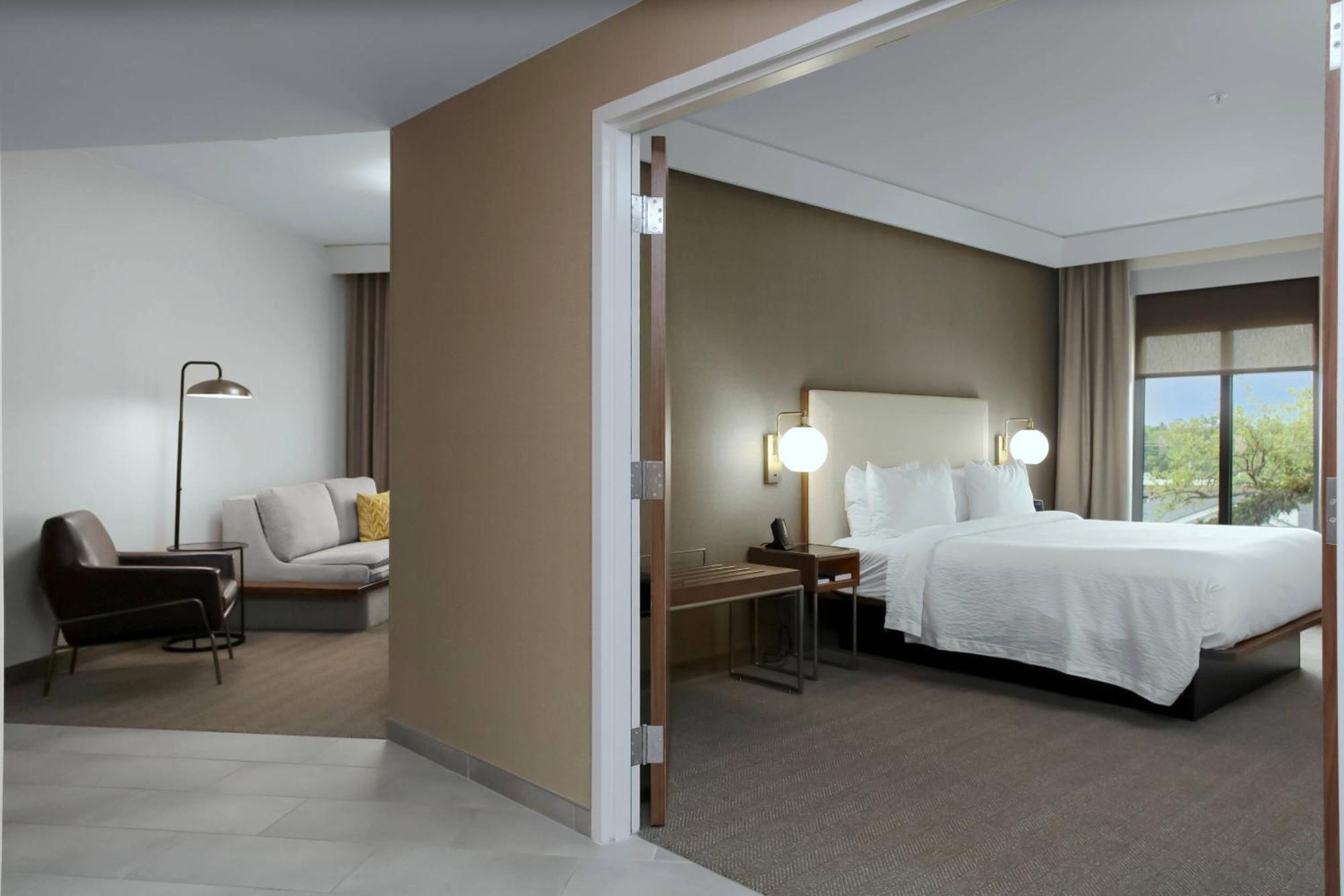 Courtyard By Marriott Thomasville Downtown Exteriör bild